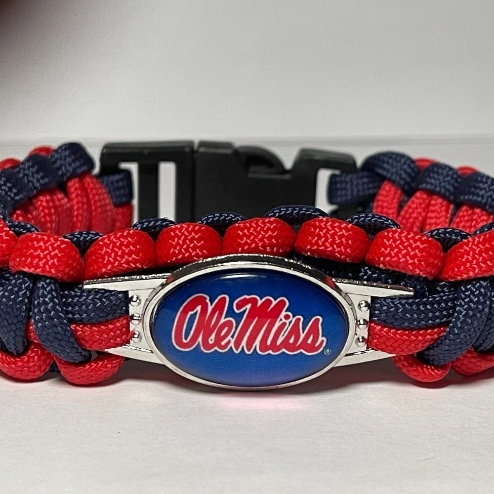 Ole Miss Rebels NCAA Paracord Bracelet NEW